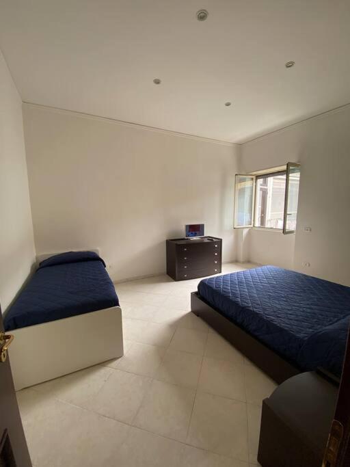 Holiday House Duomo 202 나폴리 외부 사진