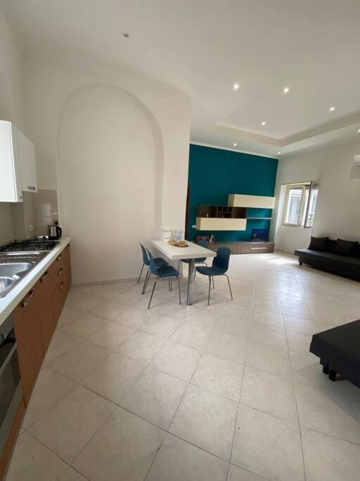 Holiday House Duomo 202 나폴리 외부 사진